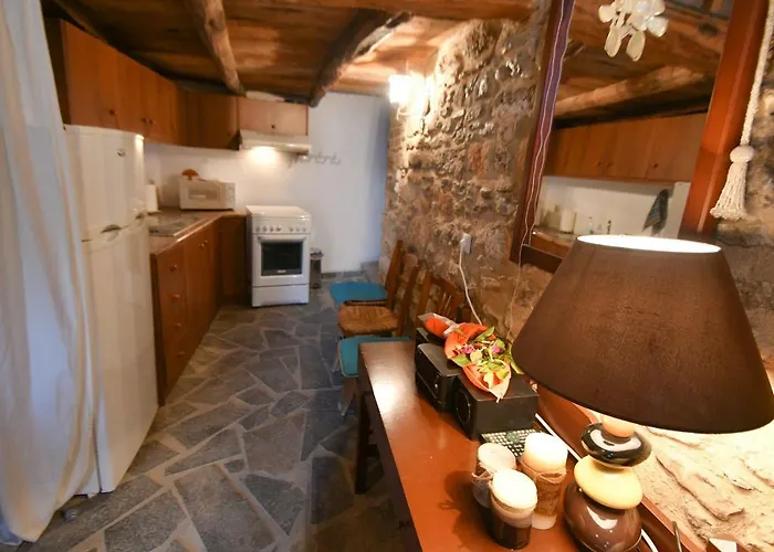 Stone House Apartment