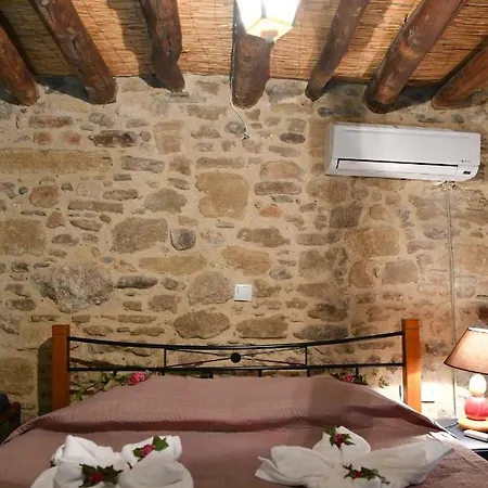 Stone House * Μάλονα Village