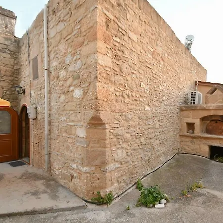 Stone House Apartment Malona Village